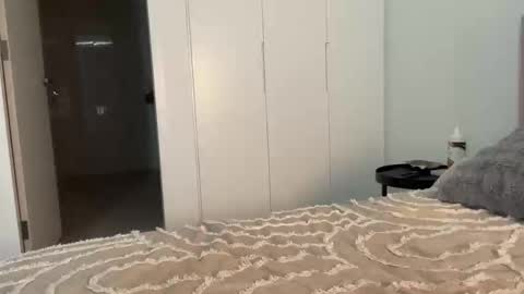 Ava  online show from November 14, 12:24 am