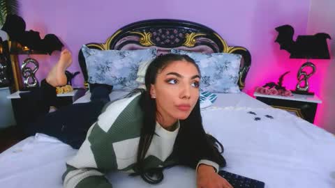 avaaaddamss online show from October 20, 9:03 am