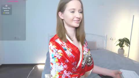 avabitoni online show from February 28, 8:07 am