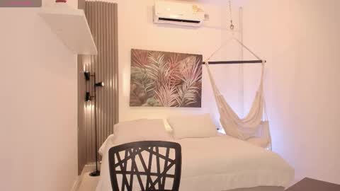 Avalon online show from December 16, 7:53 pm