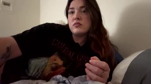 Snapshot of avalovesattention chatting on September 30, 5:18 am Ava Adorn online show from September 30, 5:18 am