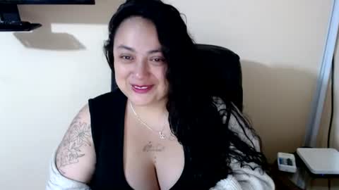 avaryd online show from June 16, 1:20 am