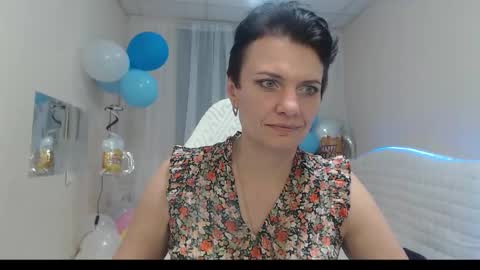 avasaturnian online show from October 8, 12:55 pm