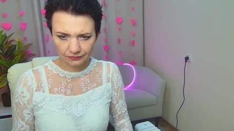 avasaturnian online show from February 9, 1:26 pm