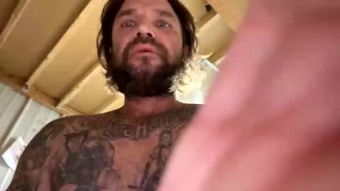 averagejoewytebicock online show from October 18, 2:43 pm