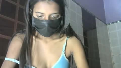 avery_lust01 online show from April 11, 5:45 am