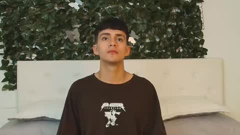 axel_draven online show from September 18, 11:25 am