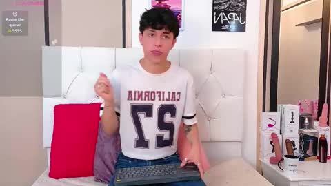 Axel Evanss online show from February 7, 2:09 pm