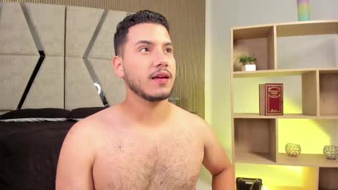 axel_grey_ online show from February 13, 2:53 pm