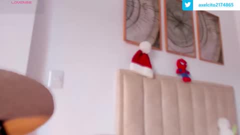 Snapshot of axel_sliim chatting on September 26, 4:48 pm axel slim online show from September 26, 4:48 pm