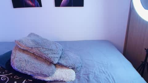 axel stein NEW ACCOUNT online show from February 3, 6:40 am