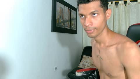 axel_thin online show from April 14, 2:04 am