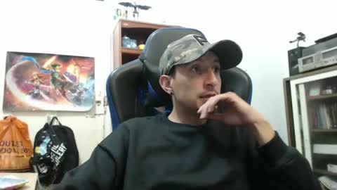 Axel Rose online show from April 9, 1:53 am