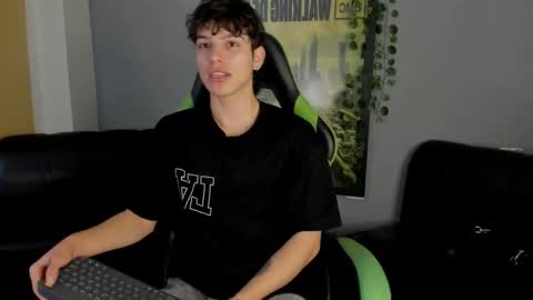 Axel Raven online show from December 12, 2:22 pm