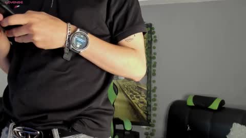 Axel Raven online show from December 27, 2:01 pm