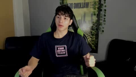 Axel Raven online show from December 11, 1:39 pm