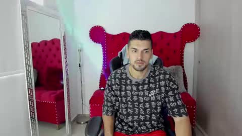 Axel online show from July 4, 12:53 pm