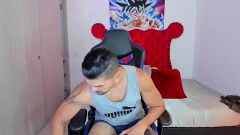 Axel online show from March 14, 2:10 pm