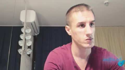 Axl online show from November 28, 1:46 am