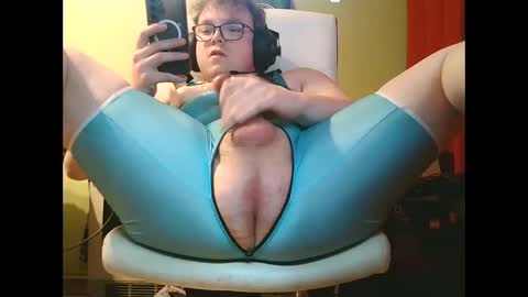 axversahot online show from March 6, 7:24 pm