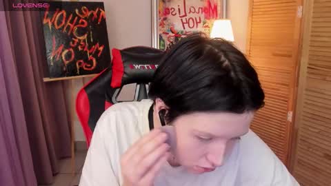 ayaks online show from November 5, 8:16 am