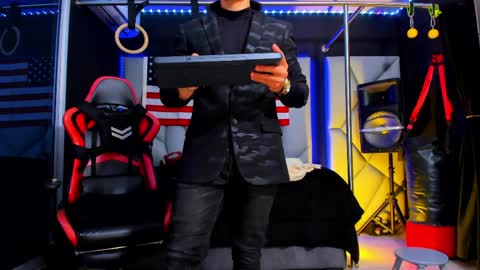 Ayden Miller online show from March 30, 3:39 am