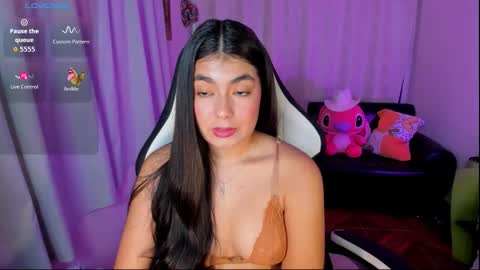 Snapshot of aylenmiller_ chatting on October 22, 2:04 am Aylen online show from October 22, 2:04 am