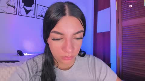 Aylin  online show from December 17, 5:03 am