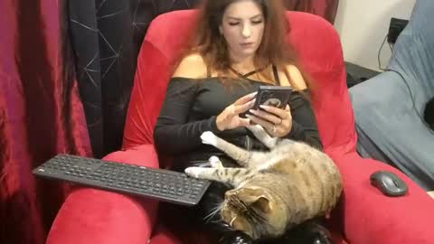 Dominatrix Queen online show from September 19, 5:49 pm