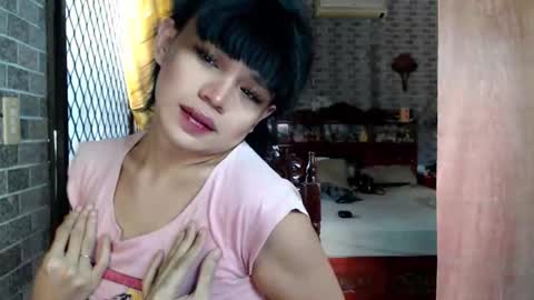 aymkyline online show from January 18, 1:58 am