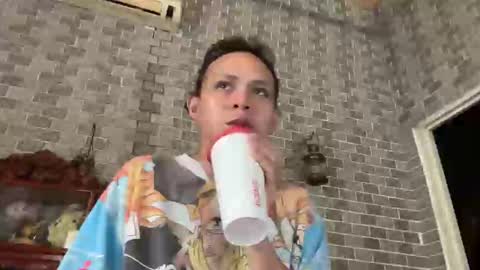 aymkyline online show from March 10, 5:45 am