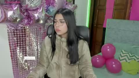 Aysha online show from April 22, 3:35 am