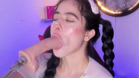 ayshel_lira online show from November 7, 2:30 pm