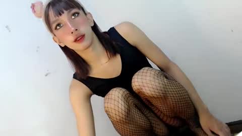 azalea_cum69 online show from February 20, 9:44 am