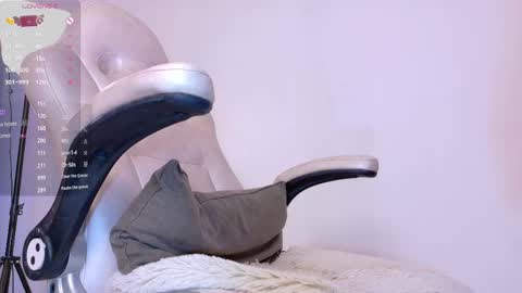 Adriana online show from March 8, 10:00 am