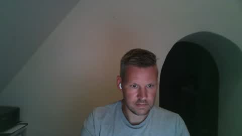 b125953 online show from July 14, 7:19 pm