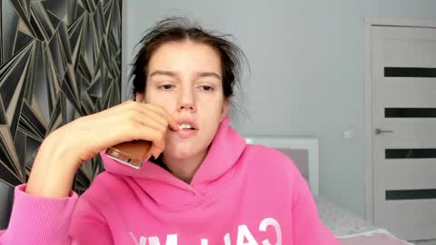 Monica online show from May 5, 3:13 am