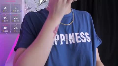 Queen B online show from February 28, 5:28 pm