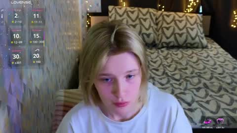 Sweety Eva online show from April 1, 11:00 am