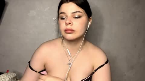 Eva online show from March 30, 1:55 pm