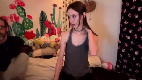 Fern Browning online show from February 4, 1:45 am