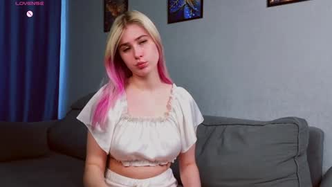 Kate online show from June 4, 3:56 am