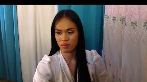 Nathalia online show from November 26, 1:25 am