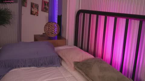 Hannya online show from November 19, 7:56 pm