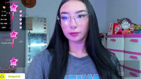 lily online show from October 15, 11:00 am