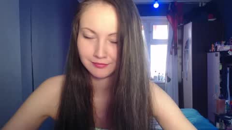 Ida and Kira online show from May 24, 3:14 am