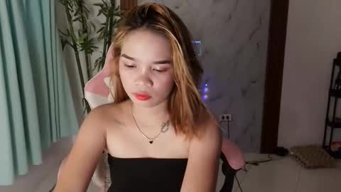 yumiko online show from April 4, 10:33 am