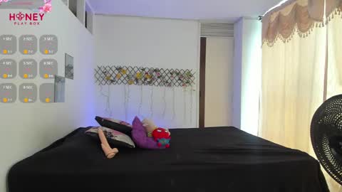     online show from February 21, 4:16 pm