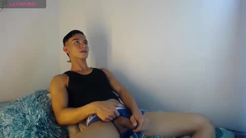 babyandy_x online show from October 11, 1:43 am