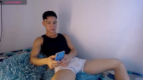 babyandy_x online show from November 7, 11:18 pm